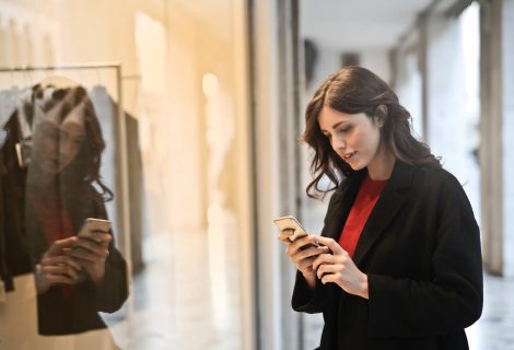 Nothing to Be Embarrassed About When Buying Dresses Online