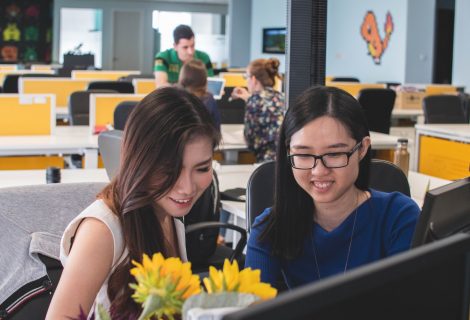 Relying Your Workplace Outfit with Fashion Trends